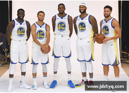 火狐全站官方网站明日NBA大战：挑战者VS卫冕者，全明星阵容齐聚，谁能笑到最后？ - 副本