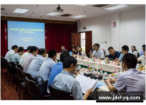 火狐全站官方网站沪上名医丨海军军医大学附属长海医院骨科主任李明_让“脊”成为健康的支柱 - 副本
